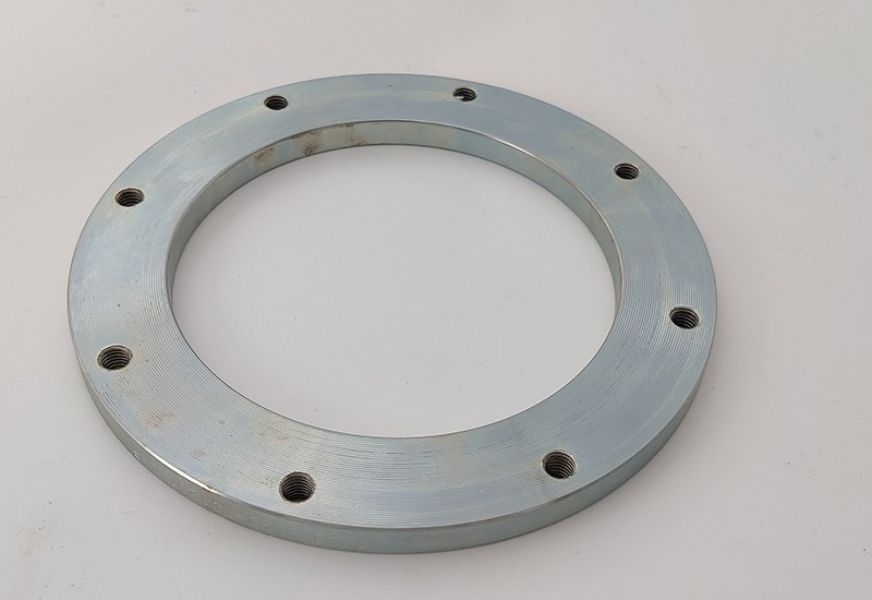Theraded Flange